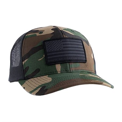 STANDARD PATCH TRUCKER WOODLAND CAMO